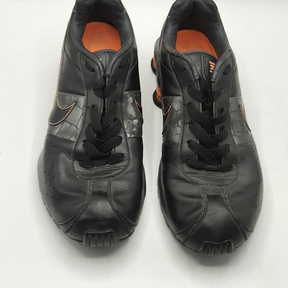 Nike black shocks 343900-012 size 11 - Picture 2 of 8